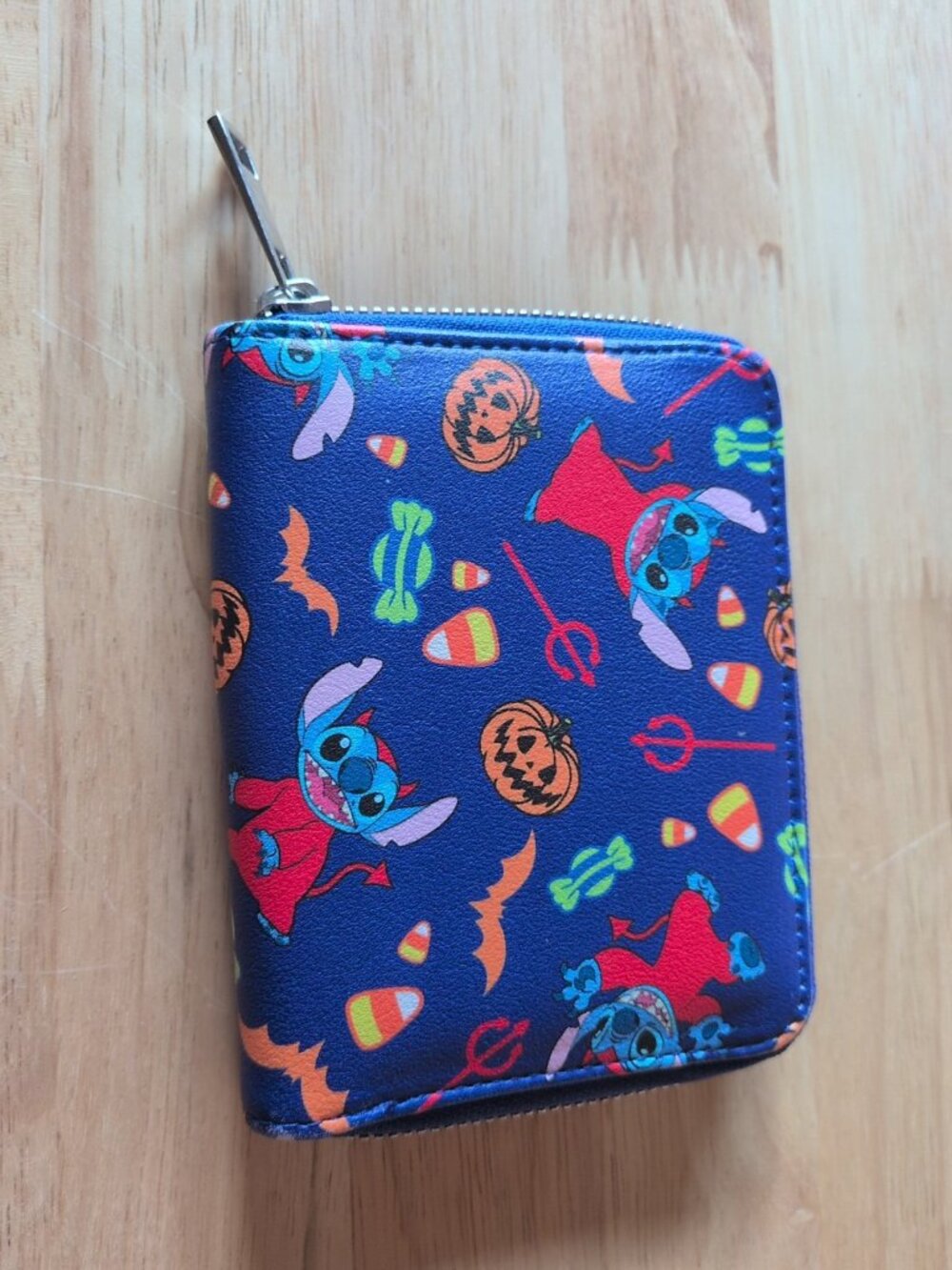 Her Universe Disney Lilo and Stitch Halloween Devil Wallet - Picture 2 of 3